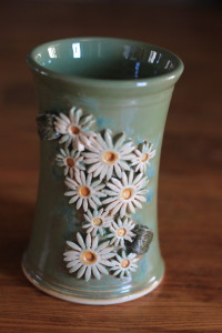 Green w/Blue Highlights White Spray Daisy Vase