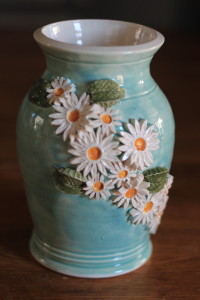 Light Blue Wash, White Interior Daisy Spray Vase